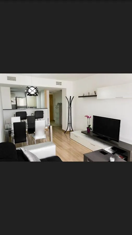 Apartamento Blanco Negro Playa Apartment Cambrils